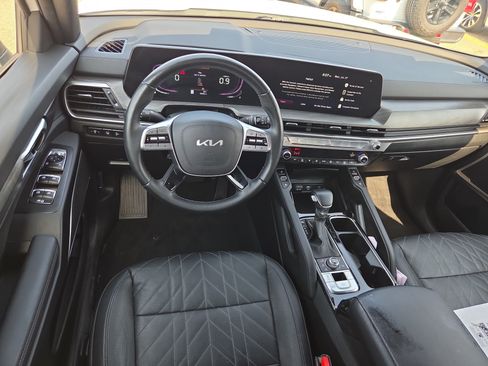 Used 2023 Kia Telluride EX X-Line AWD/4WD image 9