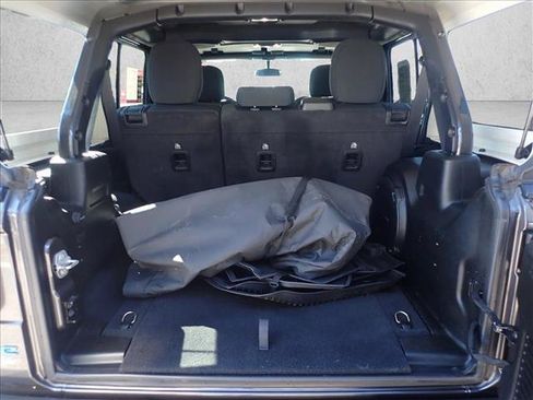 Used 2023 Jeep Wrangler Unlimited AWD/4WD image 7