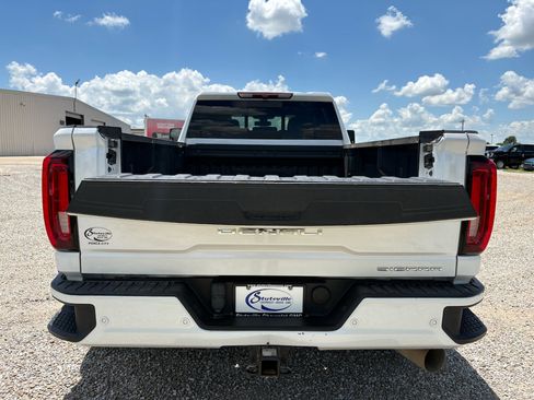 Used 2023 GMC Sierra 3500 Denali AWD/4WD image 24