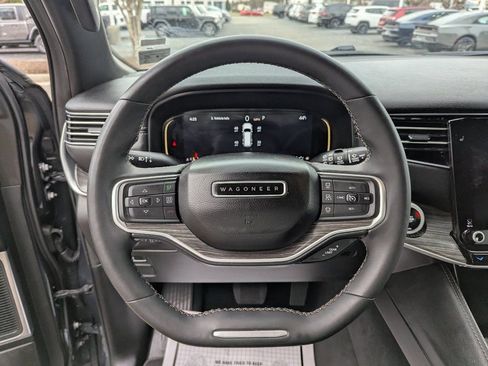 Used 2024 Jeep Wagoneer Series II image 22