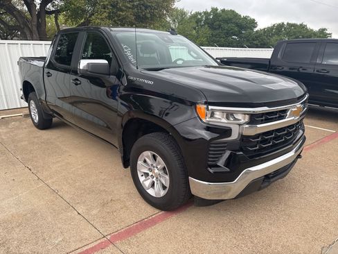 Used 2025 Chevrolet Silverado 1500 LT image 8