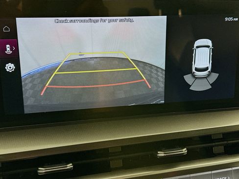 Used 2025 Kia Telluride S AWD/4WD image 23