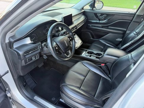 Used 2020 Lincoln Corsair FWD image 2