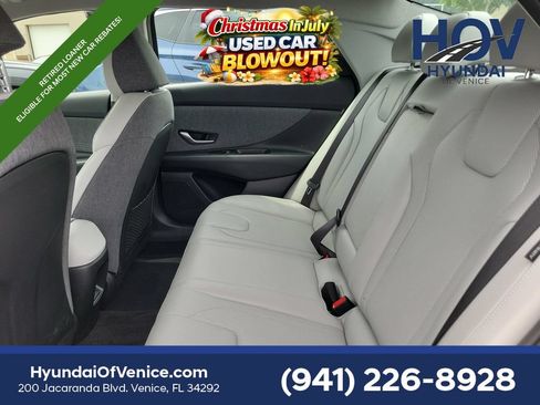 Certified 2026 Hyundai Elantra Limited FWD image 11