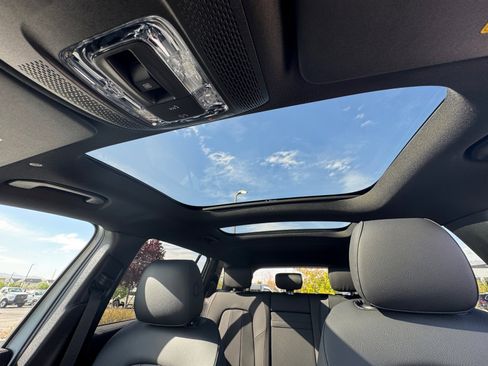 New 2026 Mercedes-Benz GLB 250 4MATIC image 24