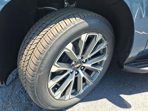 New 2026 Chevrolet Tahoe High Country AWD/4WD image 16
