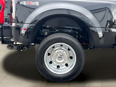 Used 2024 Ford F450 Platinum AWD/4WD image 50