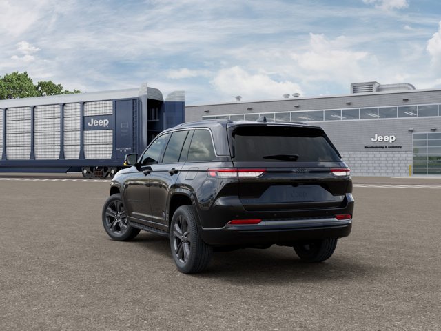 New 2027 Jeep Grand Cherokee Limited AWD/4WD image 3