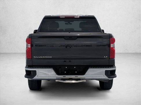 Used 2021 Chevrolet Silverado 1500 LT RWD image 7