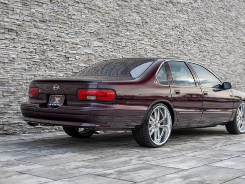 Used 1995 Chevrolet Impala Sedan image 10