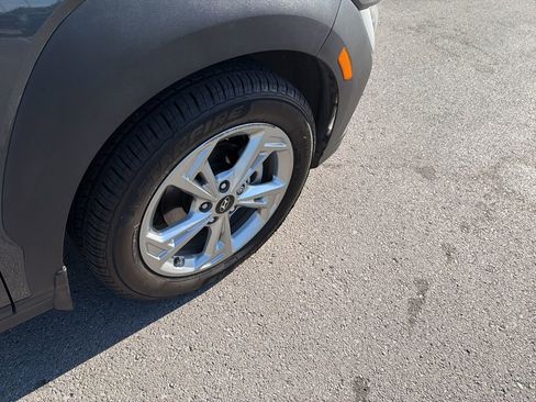 Used 2022 Hyundai Kona SEL image 22