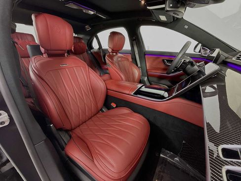 Used 2025 Mercedes-Benz S 63 AMG S image 30