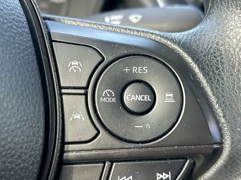 Used 2023 Toyota Corolla LE FWD image 17