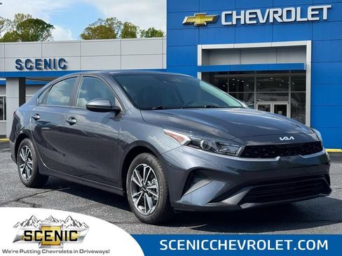 Used 2024 Kia Forte LXS FWD image 1