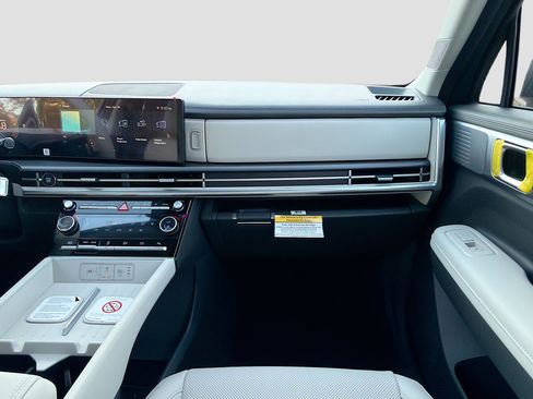 New 2026 Hyundai Santa Fe SEL image 17