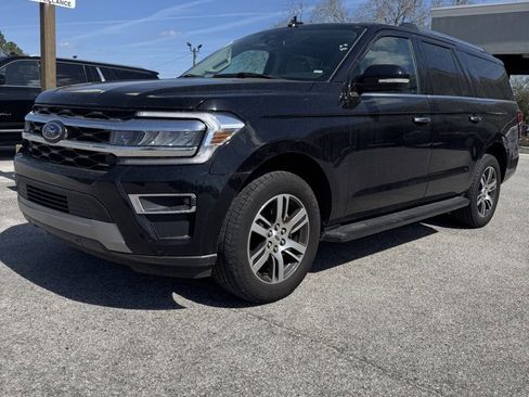 Used 2024 Ford Expedition Max Limited image 3