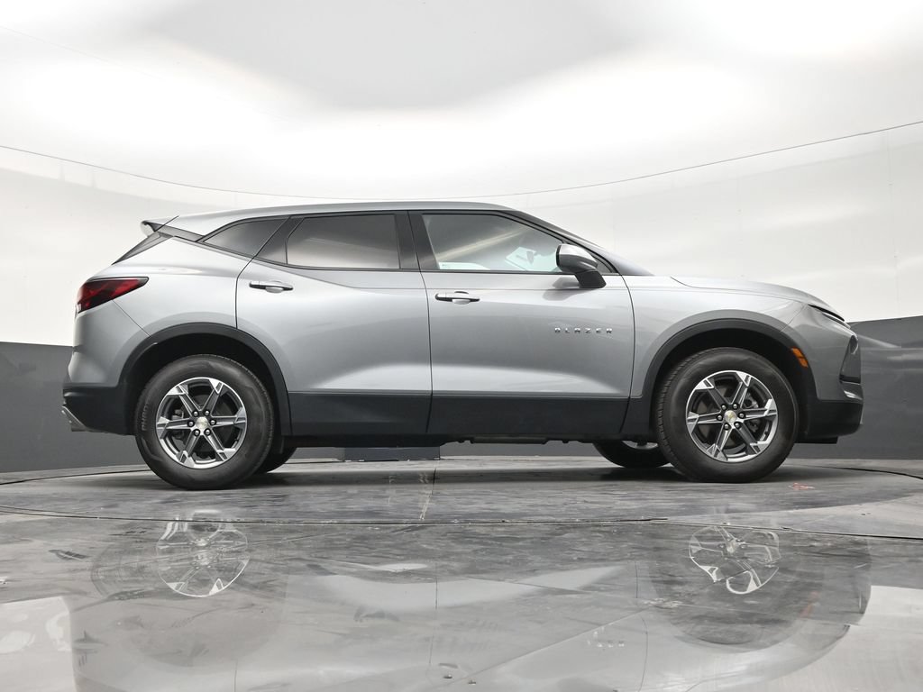 Used 2023 Chevrolet Blazer LT w/ LPO, Floor Liner Package FWD image 24