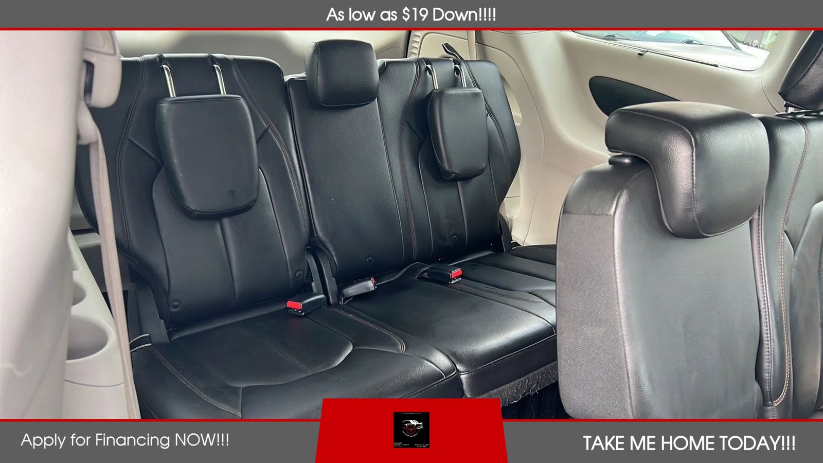 Used 2017 Chrysler Pacifica Touring-L FWD image 10