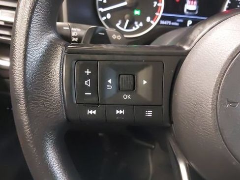 Used 2023 Nissan Rogue S AWD/4WD image 19