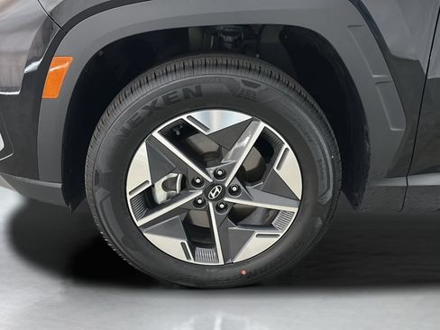 Certified 2025 Hyundai Tucson SEL AWD/4WD image 9