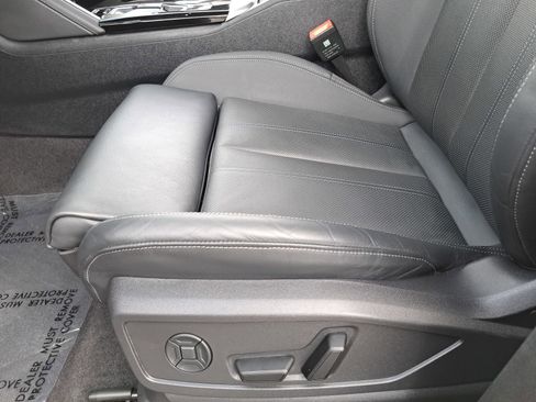 Certified 2025 Audi Q5 Prestige AWD/4WD image 32