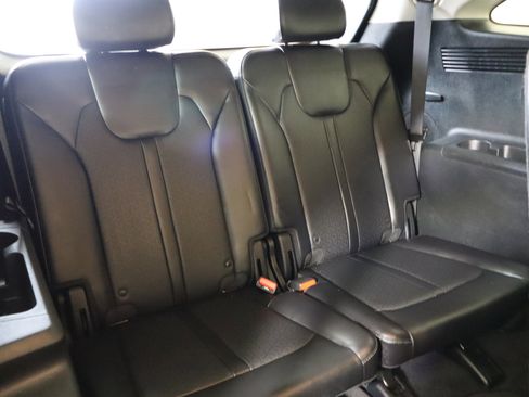 Used 2023 Kia Sorento EX image 22