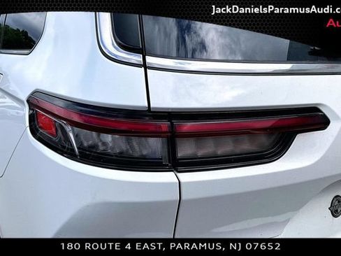 Used 2021 Jeep Grand Cherokee L Limited AWD/4WD image 25