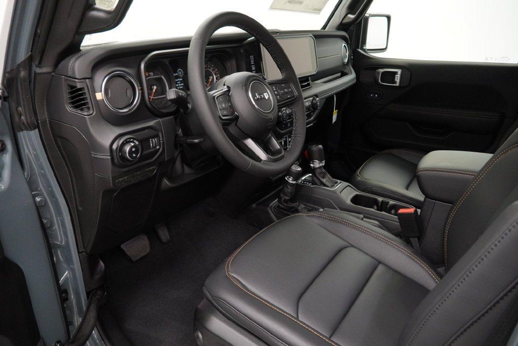 New 2026 Jeep Gladiator Mojave AWD/4WD image 16