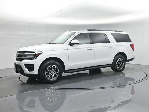 Certified 2024 Ford Expedition Max XLT image 31