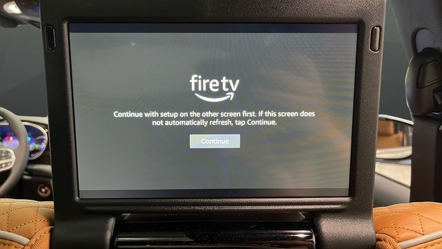 Used 2023 Chrysler Pacifica Pinnacle FWD image 36