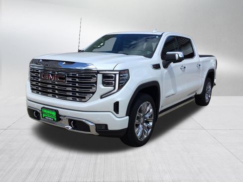 Used 2022 GMC Sierra 1500 Denali w/ Denali Reserve Package AWD/4WD image 2