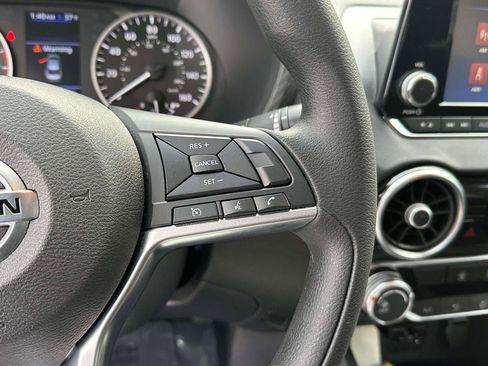 Certified 2022 Nissan Sentra S image 21