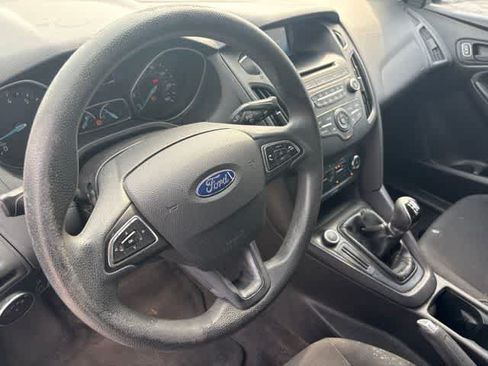 Used 2016 Ford Focus S FWD image 10