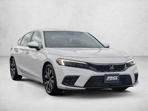 Certified 2024 Honda Civic EX-L image 3