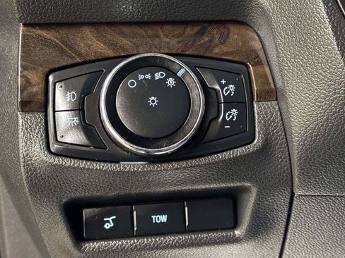 Used 2014 Ford Explorer Limited w/ Equipment Group 301A AWD/4WD image 26