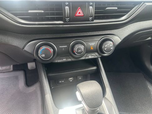 Used 2024 Kia Forte LXS FWD image 18