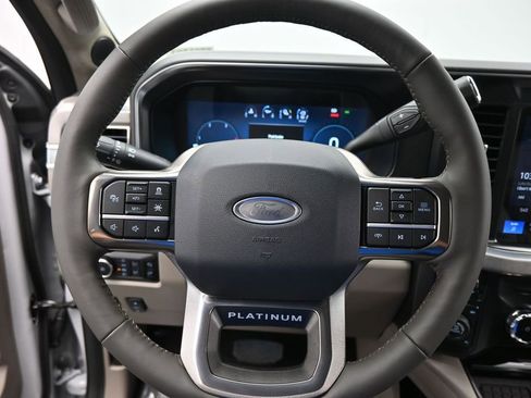 New 2026 Ford F250 Platinum w/ Platinum Plus Package AWD/4WD image 16