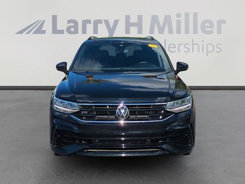 Used 2023 Volkswagen Tiguan SE R-Line image 8