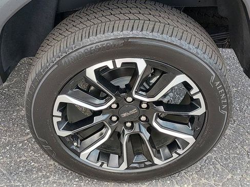 Used 2024 GMC Canyon Denali AWD/4WD image 13