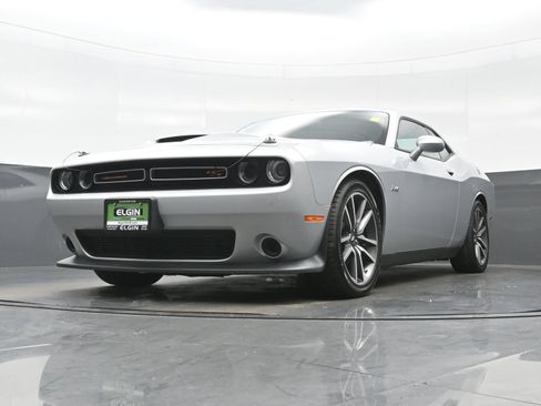 Used 2023 Dodge Challenger R/T RWD image 28