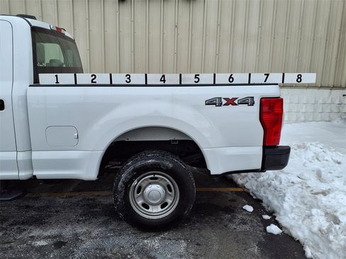 Used 2020 Ford F250 XL w/ Power Equipment Group image 5