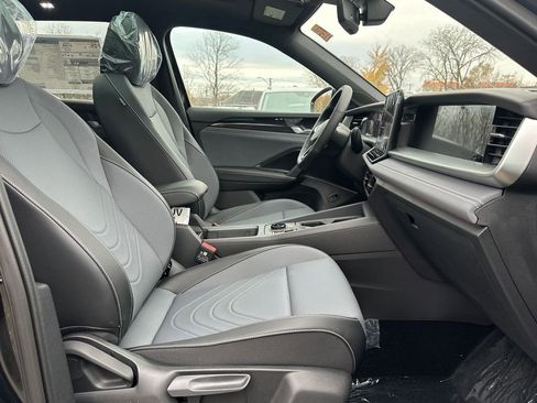 New 2026 Volkswagen Tiguan SE R-Line image 16