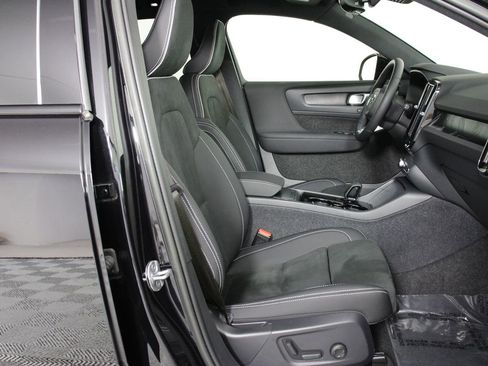 Certified 2023 Volvo XC40 Recharge Ultimate AWD/4WD image 27