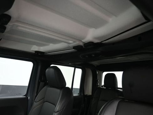 Used 2024 Jeep Gladiator Sport AWD/4WD image 20