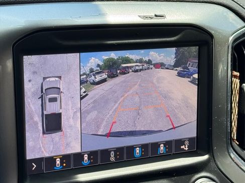 Used 2019 Chevrolet Silverado 1500 LTZ w/ LTZ Premium Package AWD/4WD image 27