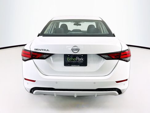Used 2025 Nissan Sentra S image 7