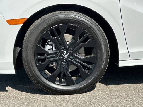 Used 2025 Honda Odyssey Sport-L image 31