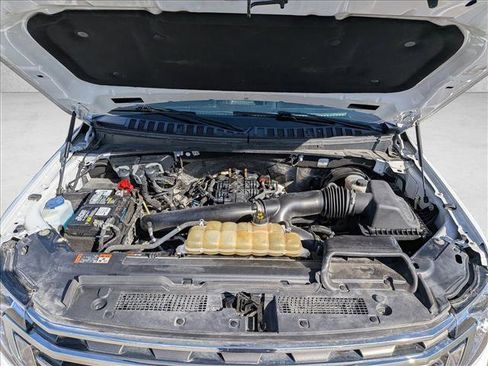 Used 2021 Ford Expedition XLT image 23