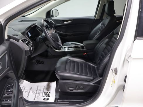 Used 2024 Ford Edge SEL AWD/4WD image 11