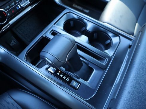 New 2025 Ford F150 Lariat w/ Equipment Group 501A Mid image 9